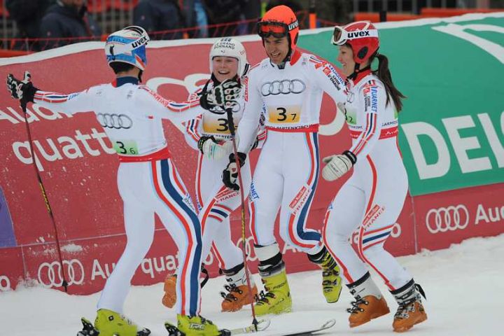 medaille d'or pour l'équipe de france de ski