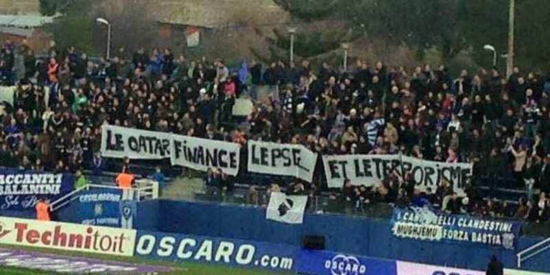 psg - bastia banderole - le qatar finance le PSG et le terrorisme